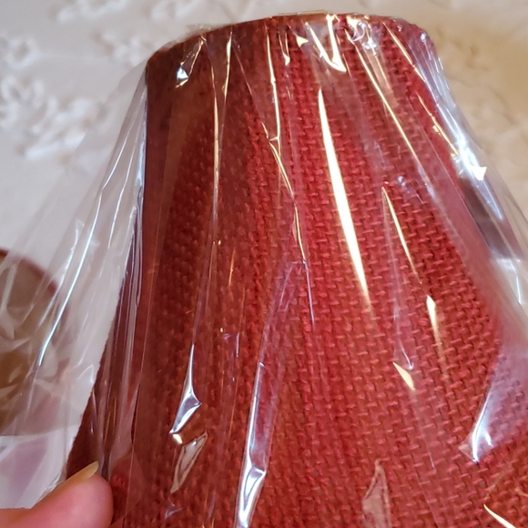 💥SOLD💥New 2 pair Red Burlap Lamp Shades - Picture 7 of 12